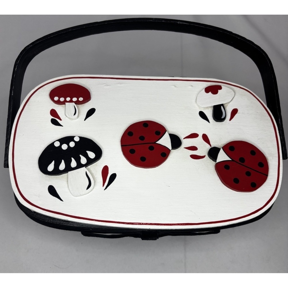 Mushroom & Ladybug Caro Nan Like* Basket Purse 1970's Fabric Lined Cottage core - Picture 2 of 9